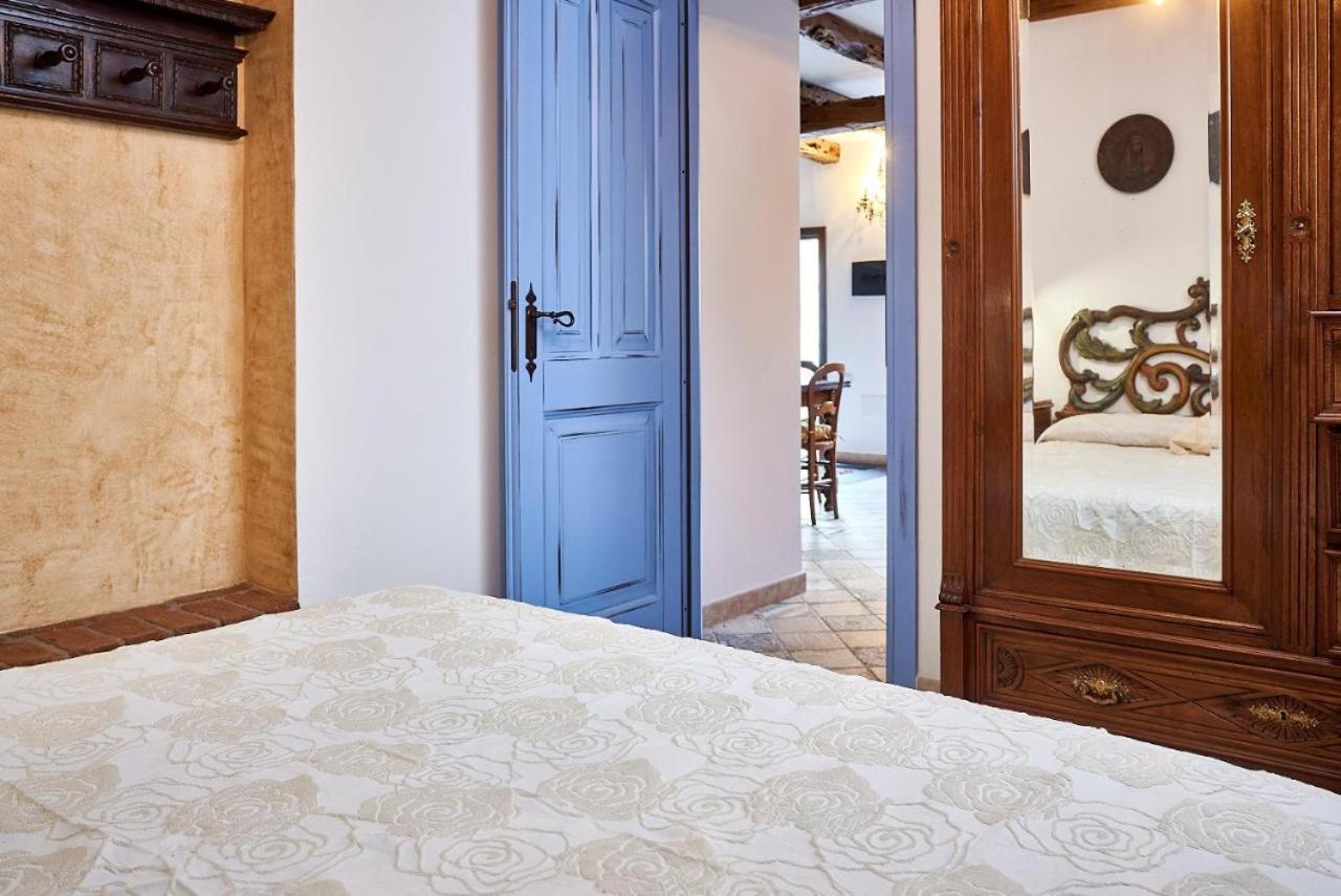 La Casa Del Balivo Hotel Dorgali Bilik gambar