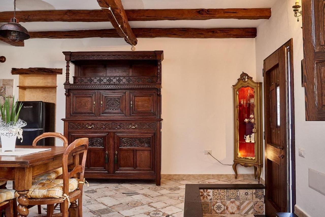 La Casa Del Balivo Hotel Dorgali Bilik gambar